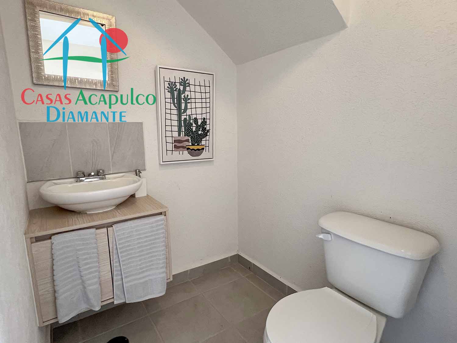 Punta Mar Diamante Casa Manzano - Baño de visitas 1